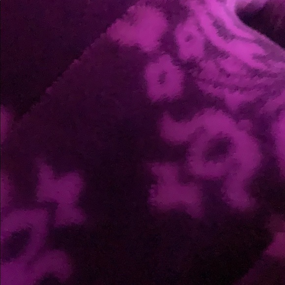 Meet your Posher, Tisa - Picture 1 of 1